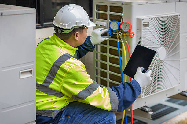 Professional Heat Pump Repair technician working in Silverado, CA